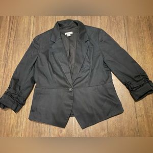🔴 Cato Black Medium Blazer